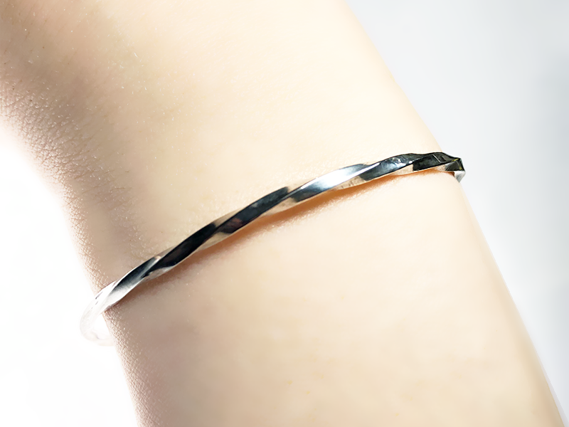 ブレスレット>製品別|横浜発、注目のジュエリーブランド【NANAdoGObu ブレスレット>製品別|横浜発、注目のジュエリーブランド【NANAdoGObu